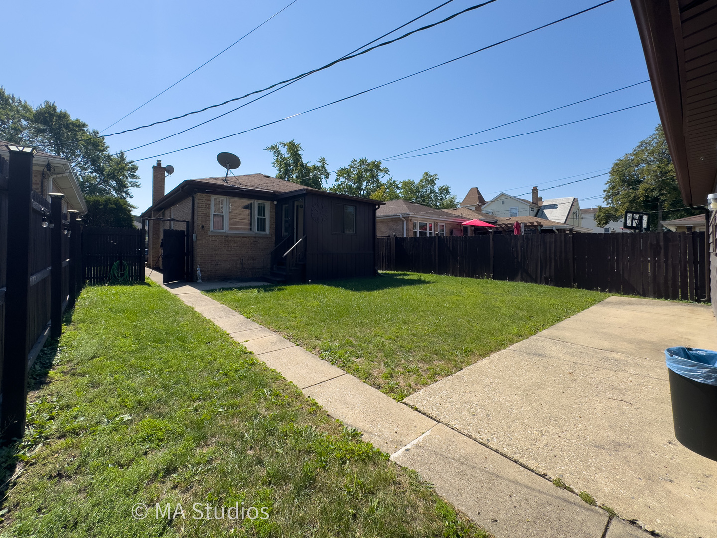 7204 W Myrtle Avenue, Chicago, IL 60631