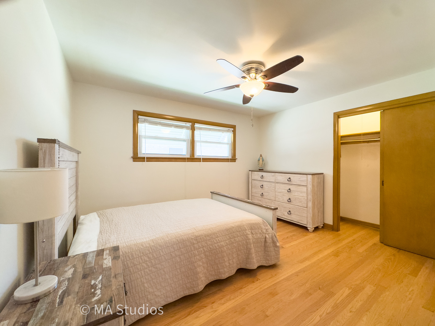 7204 W Myrtle Avenue, Chicago, IL 60631