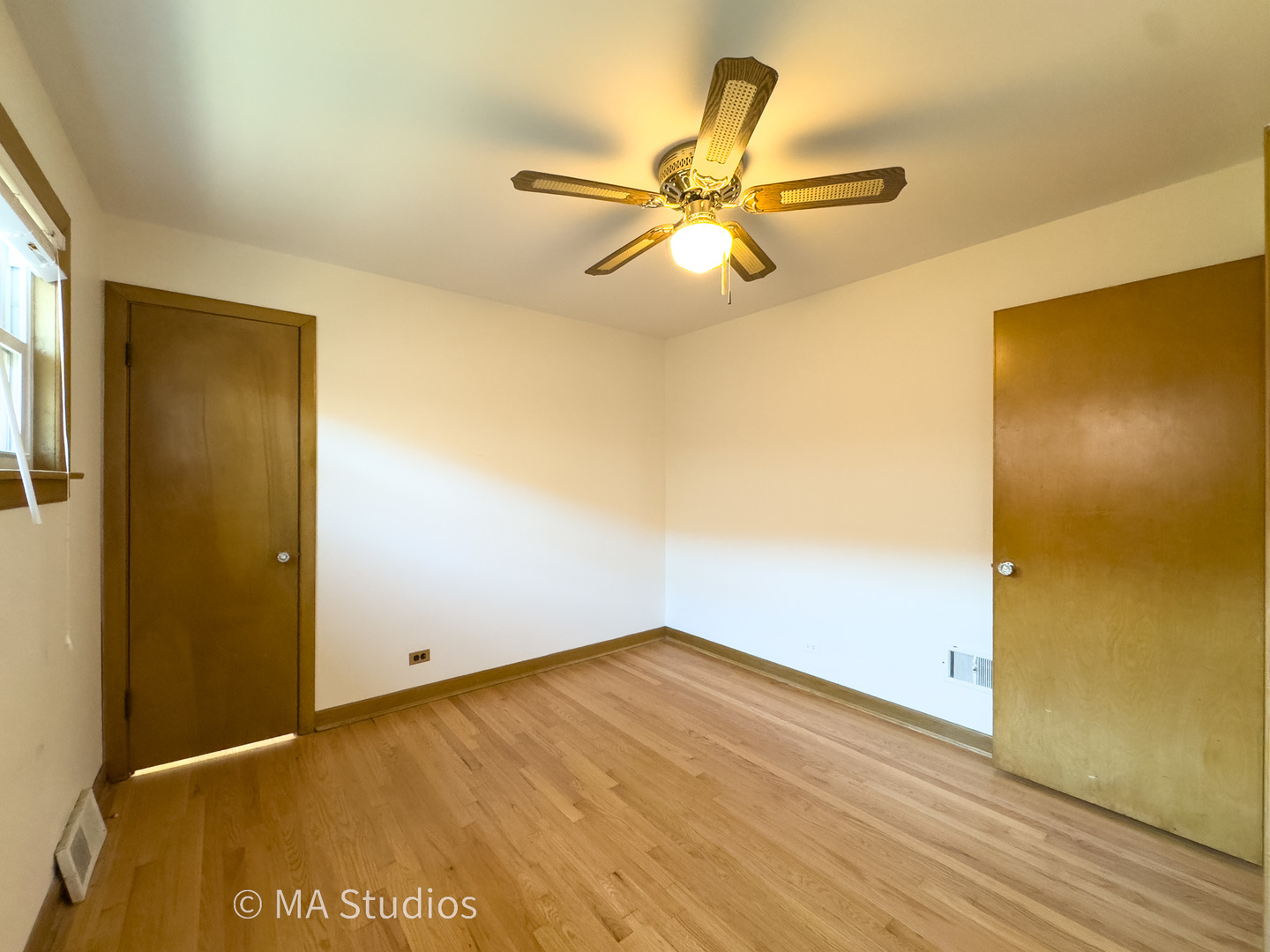7204 W Myrtle Avenue, Chicago, IL 60631