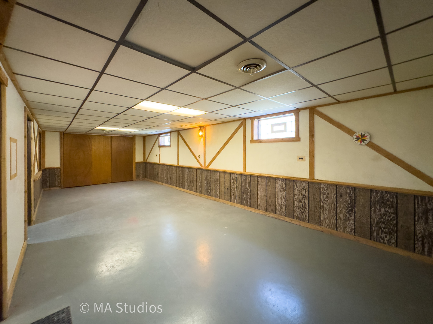 7204 W Myrtle Avenue, Chicago, IL 60631
