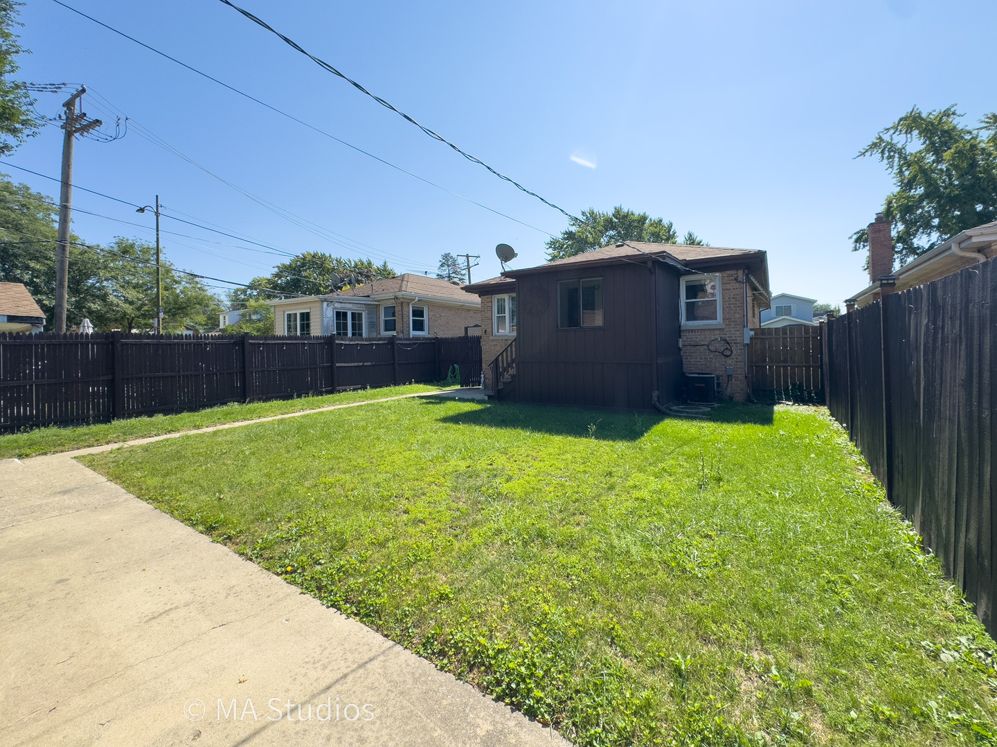7204 W Myrtle Avenue, Chicago, IL 60631