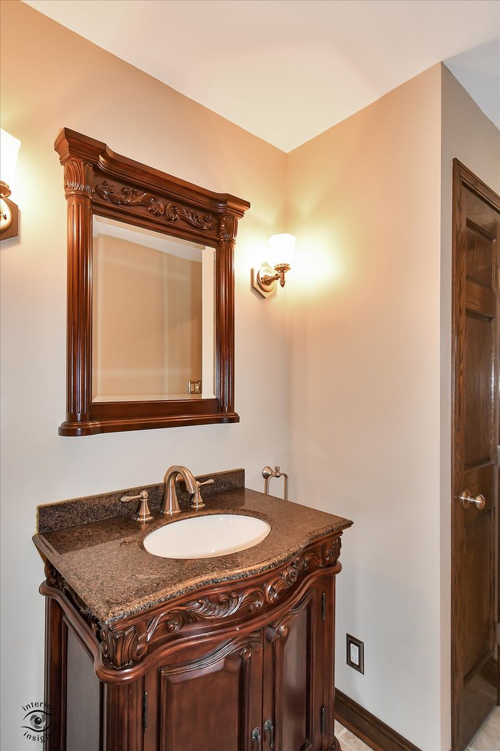 14000 108th Avenue, Orland Park, IL 60467