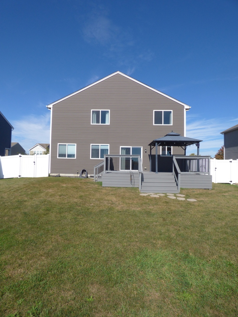 6010 Winterhaven Drive, Joliet, IL 60431