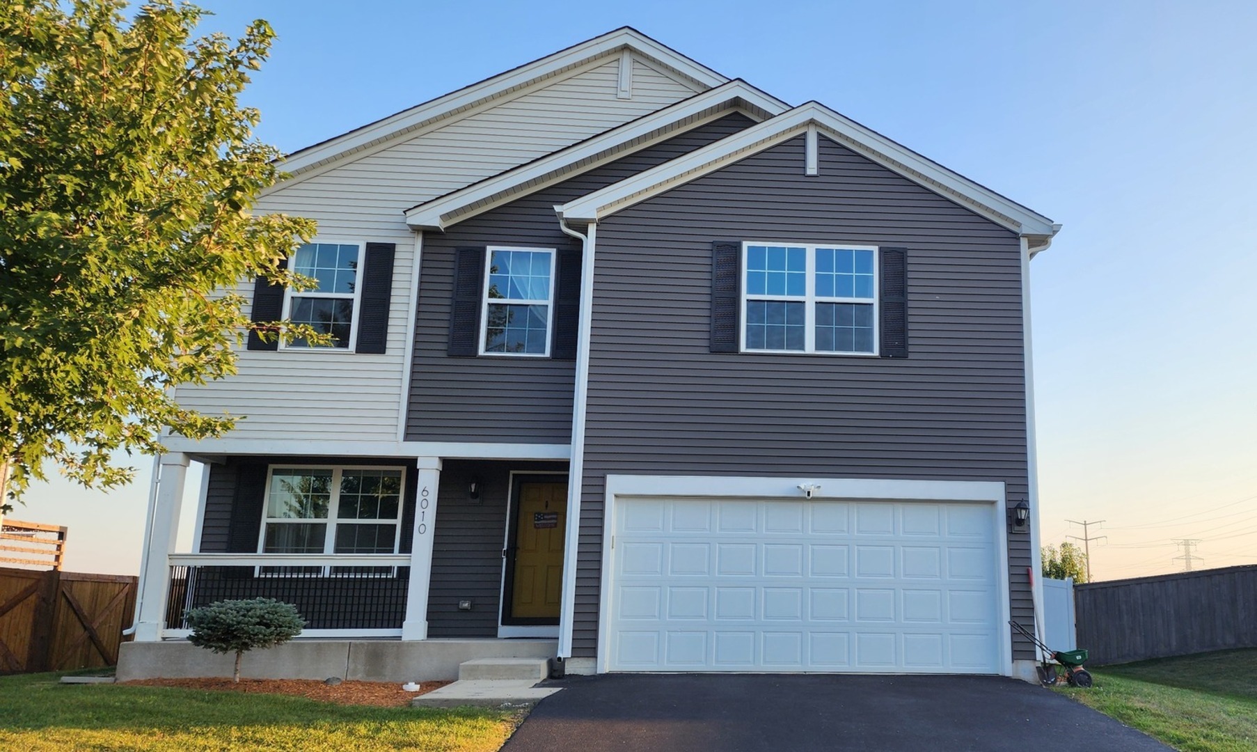 6010 Winterhaven Drive, Joliet, IL 60431