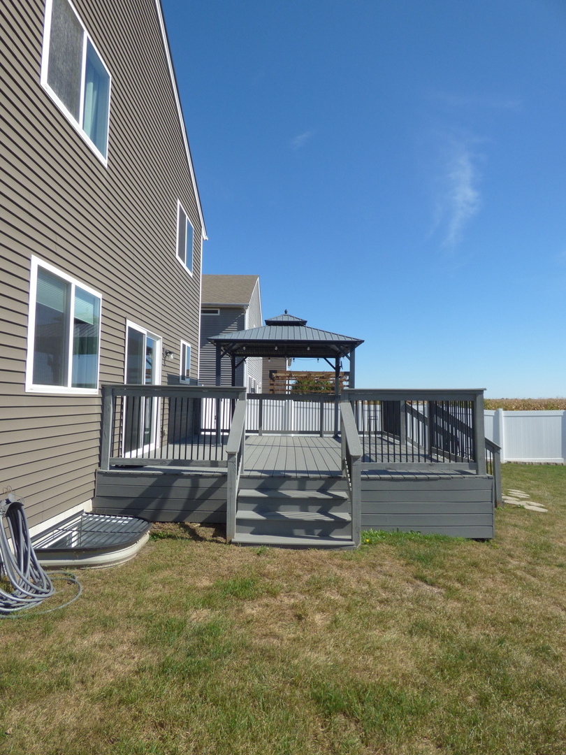 6010 Winterhaven Drive, Joliet, IL 60431