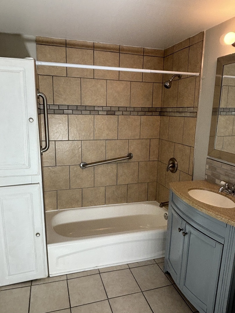 58 W Main Street, Chicago Heights, IL 60411