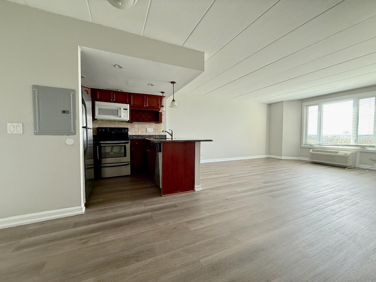 1 Renaissance Place #906, Palatine, IL 60067