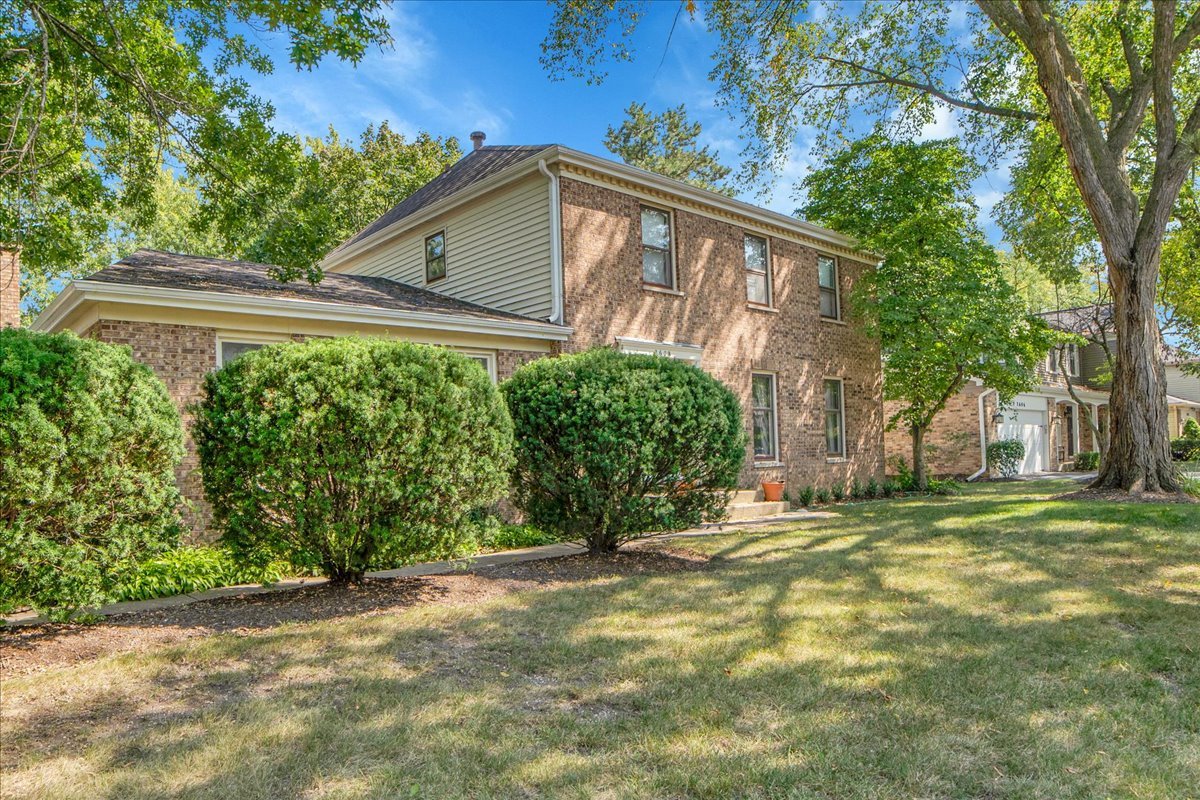 2604 Mill Creek Lane, Rolling Meadows, IL 60008