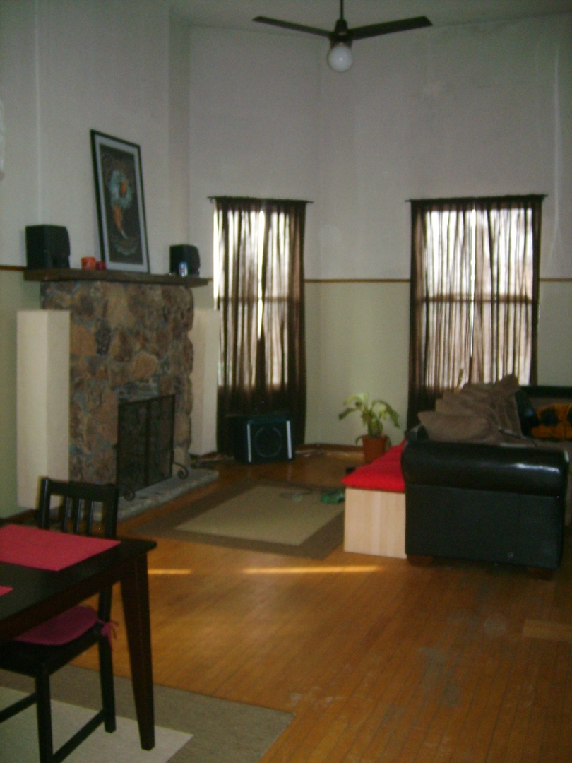 2350 W Augusta Boulevard #3-W, Chicago, IL 60622