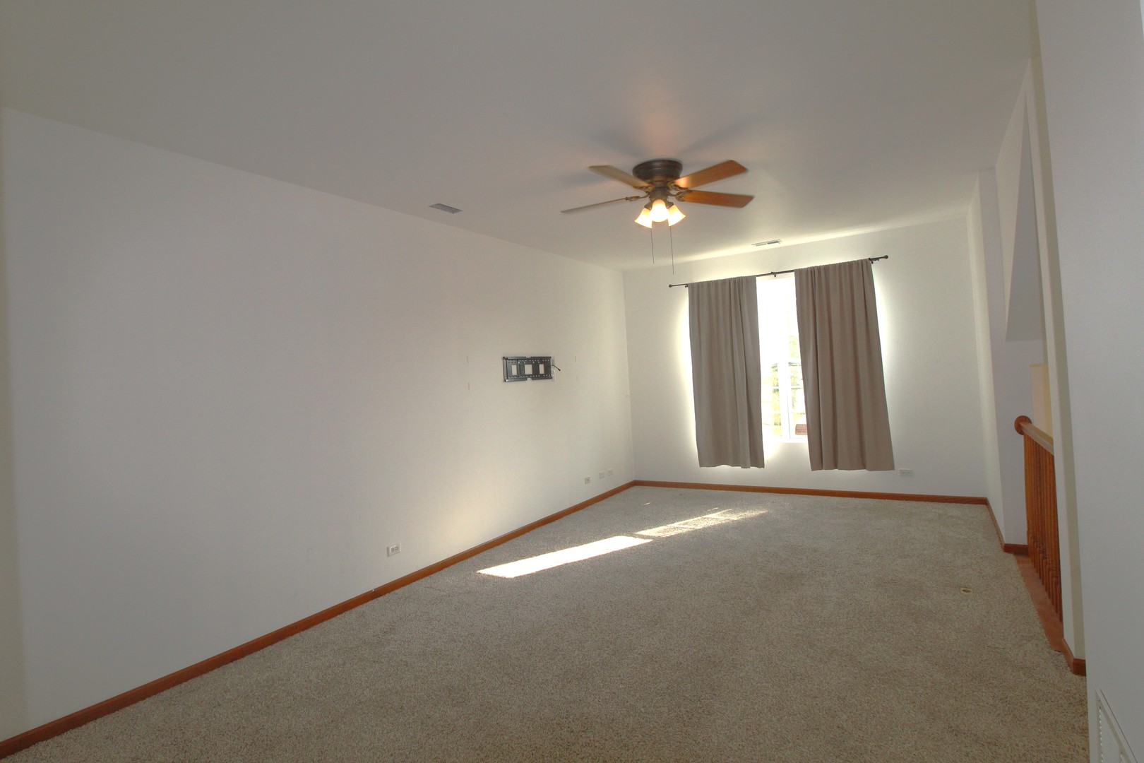 1506 W Turtle Creek Lane #1506, Round Lake, IL 60073