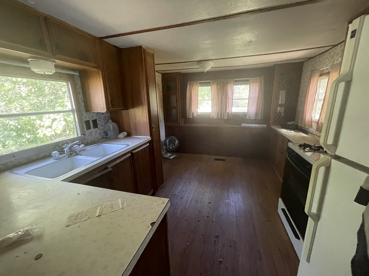 14254 BARBER GREENE Road, Sycamore, IL 60178