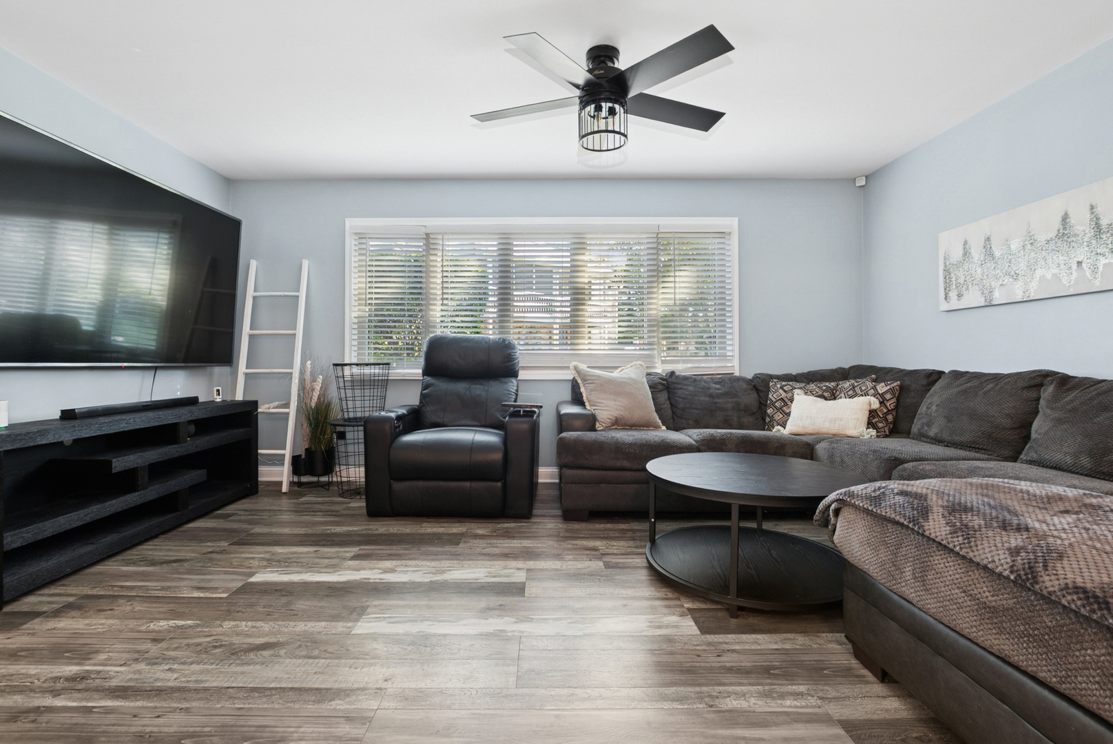 17594 Windsor Parkway, Tinley Park, IL 60487