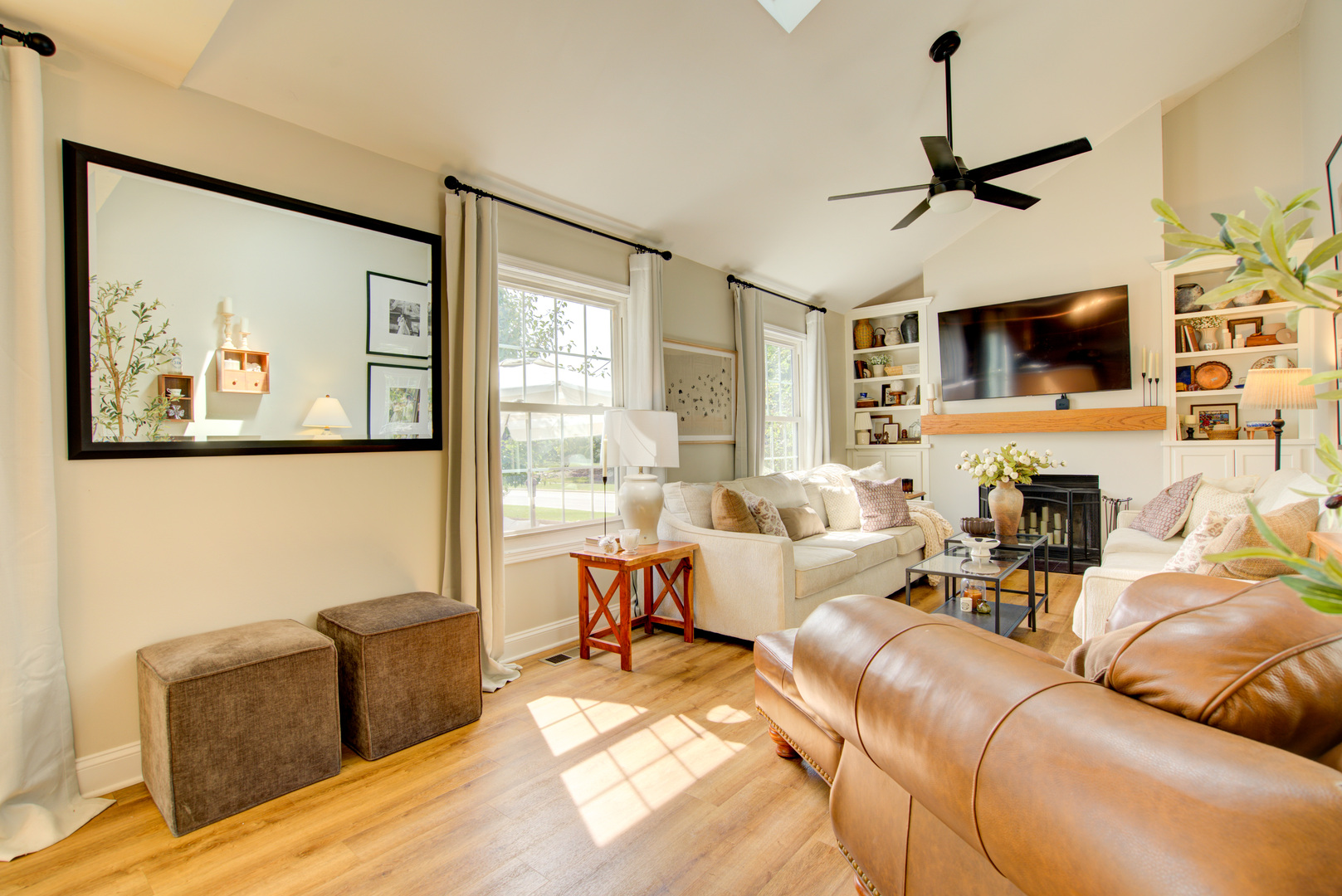 1035 NEWCASTLE Lane, Aurora, IL 60506