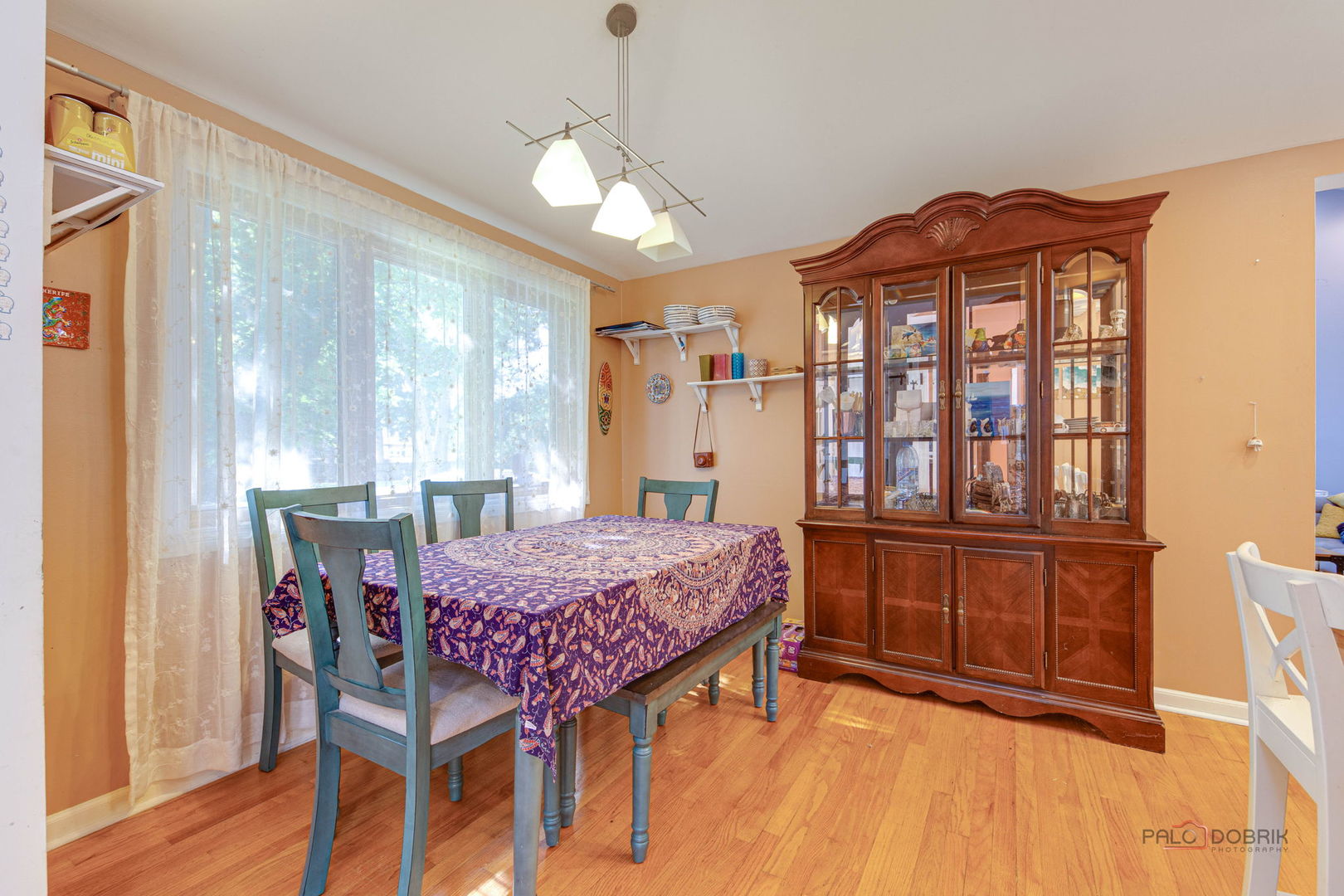 20831 N Maple Court, Deerfield, IL 60015