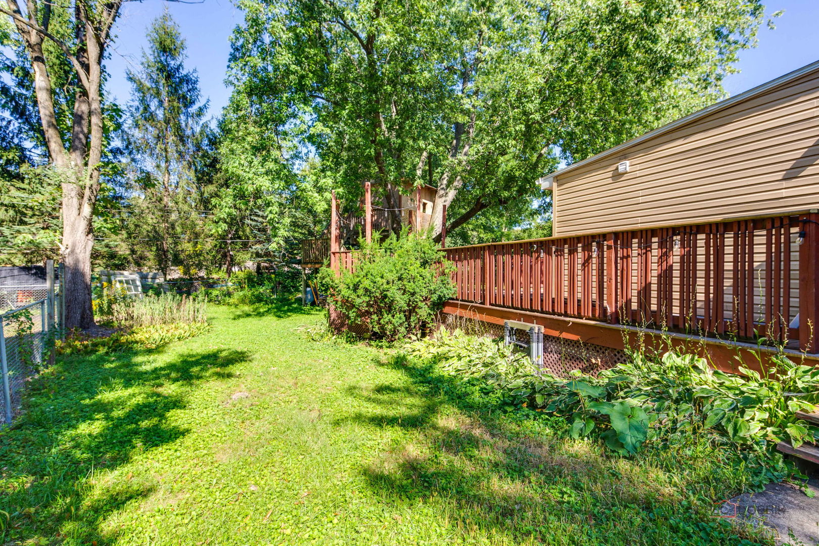 20831 N Maple Court, Deerfield, IL 60015