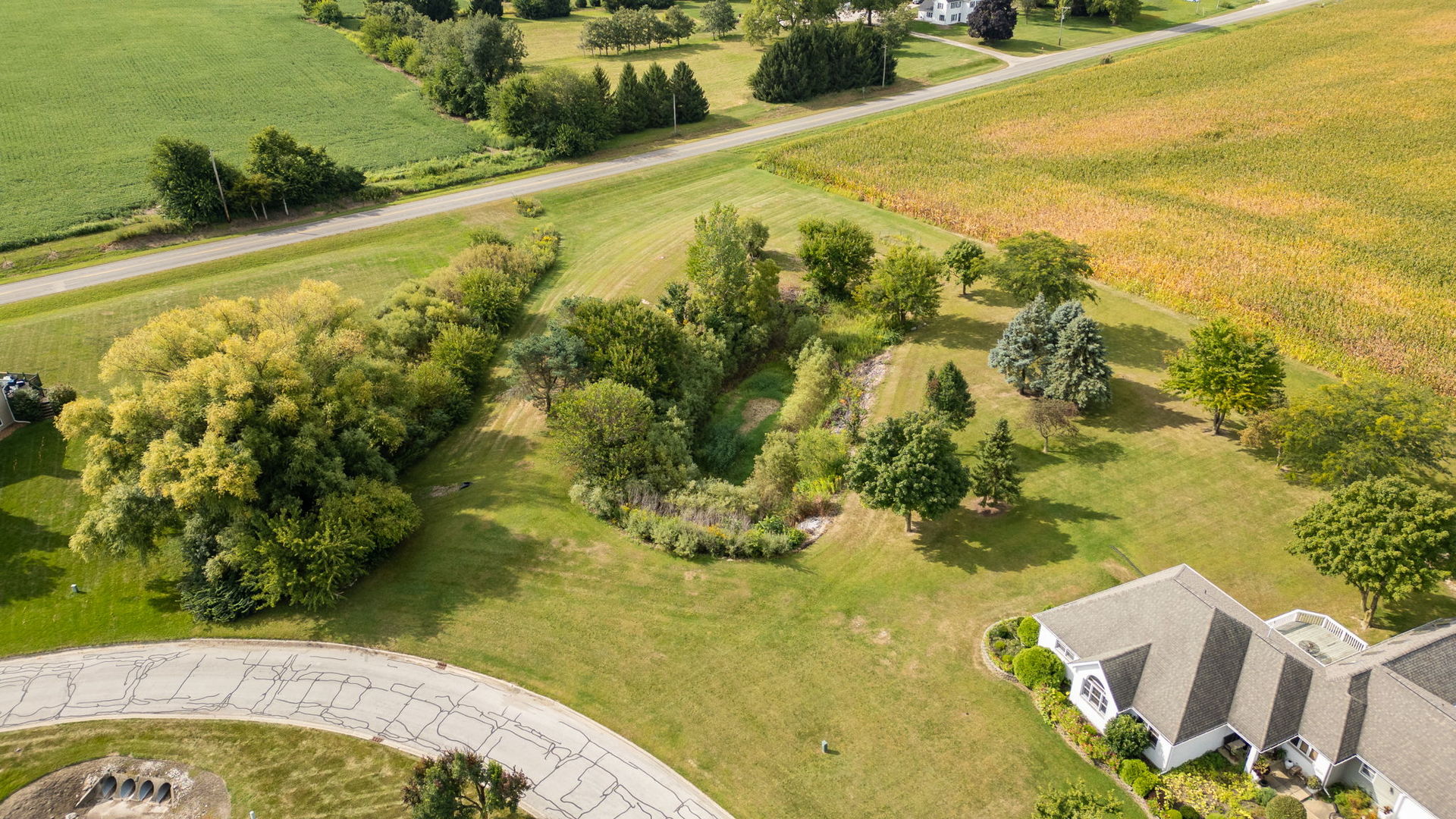 2853 N 4360th Road, Sheridan, IL 60551