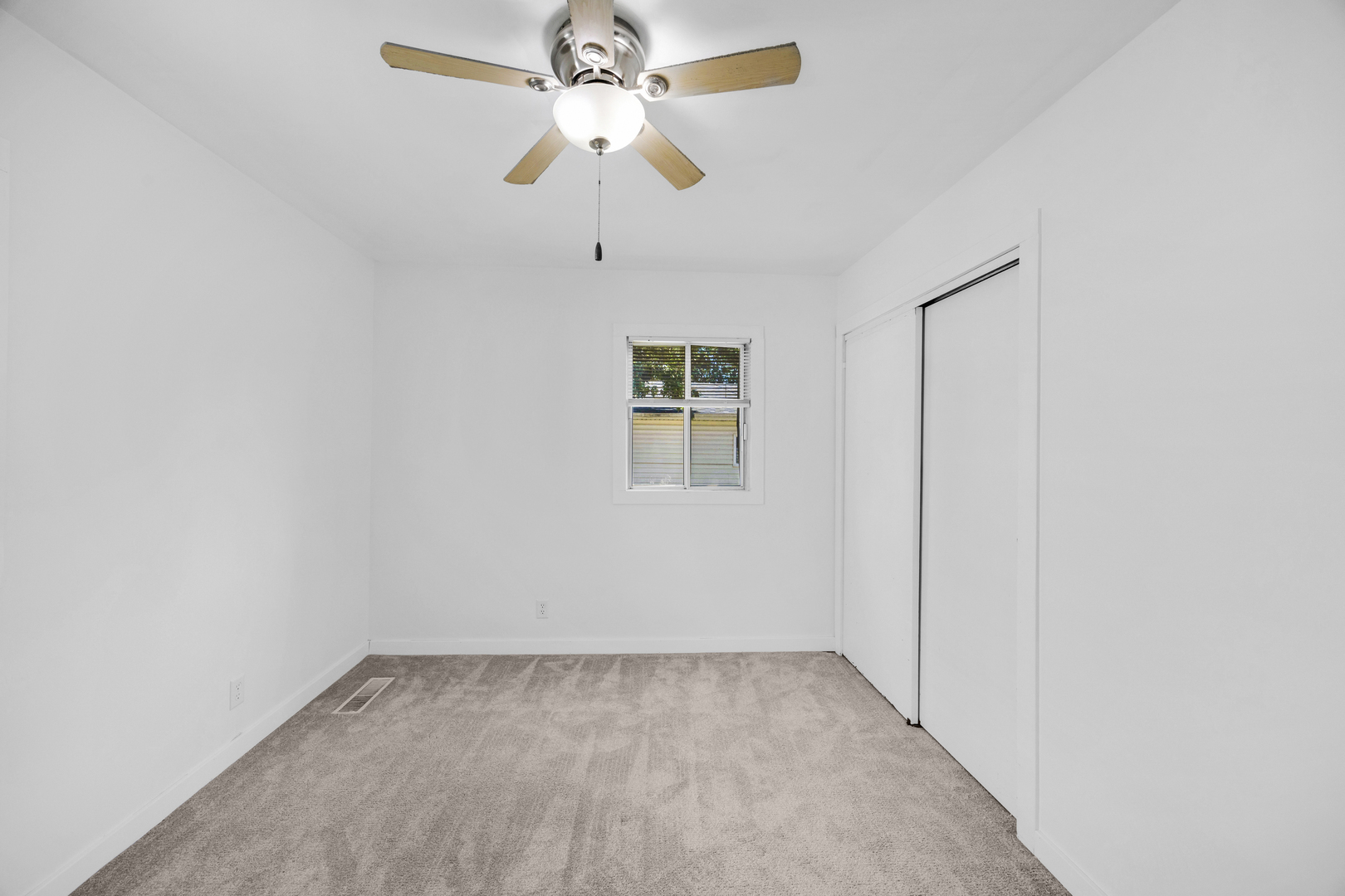 402 Oneill Street, Joliet, IL 60436