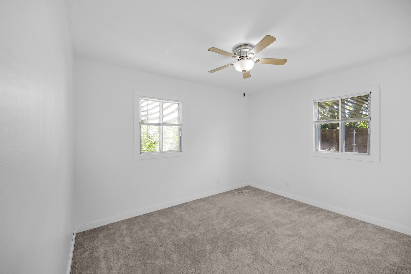 402 Oneill Street, Joliet, IL 60436