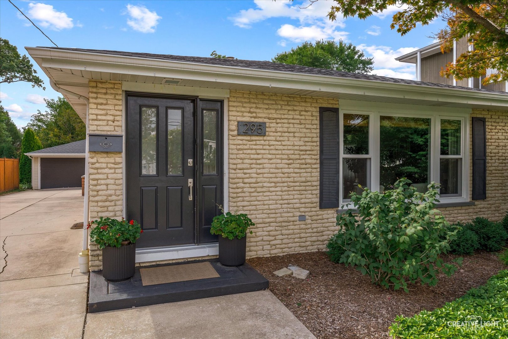 295 Elm Street, Glen Ellyn, IL 60137