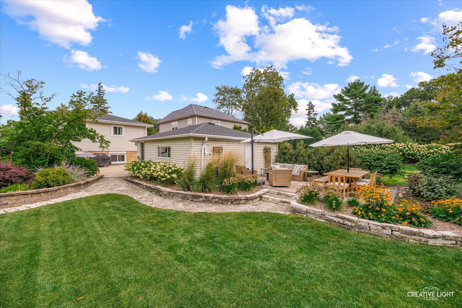 295 Elm Street, Glen Ellyn, IL 60137