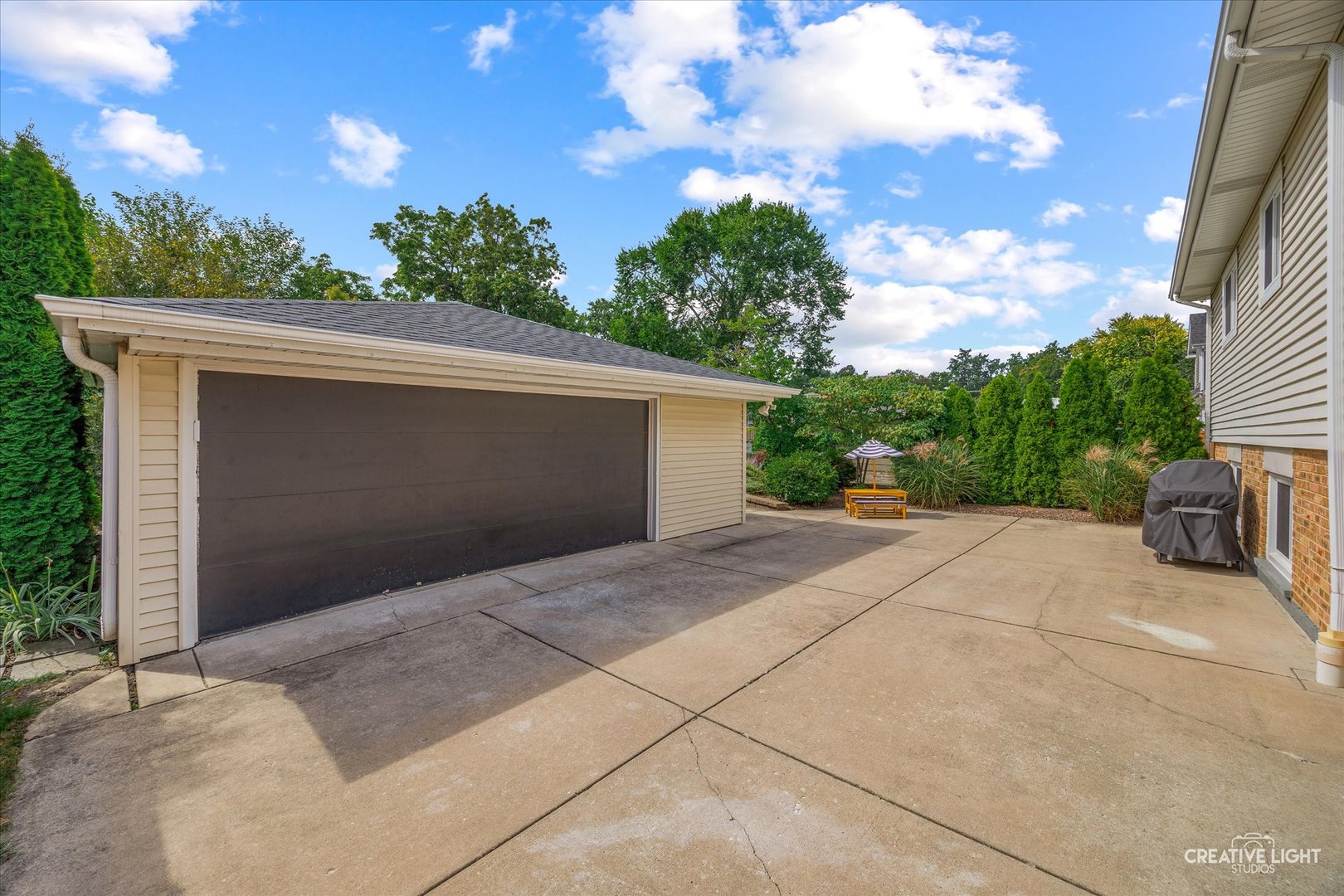 295 Elm Street, Glen Ellyn, IL 60137