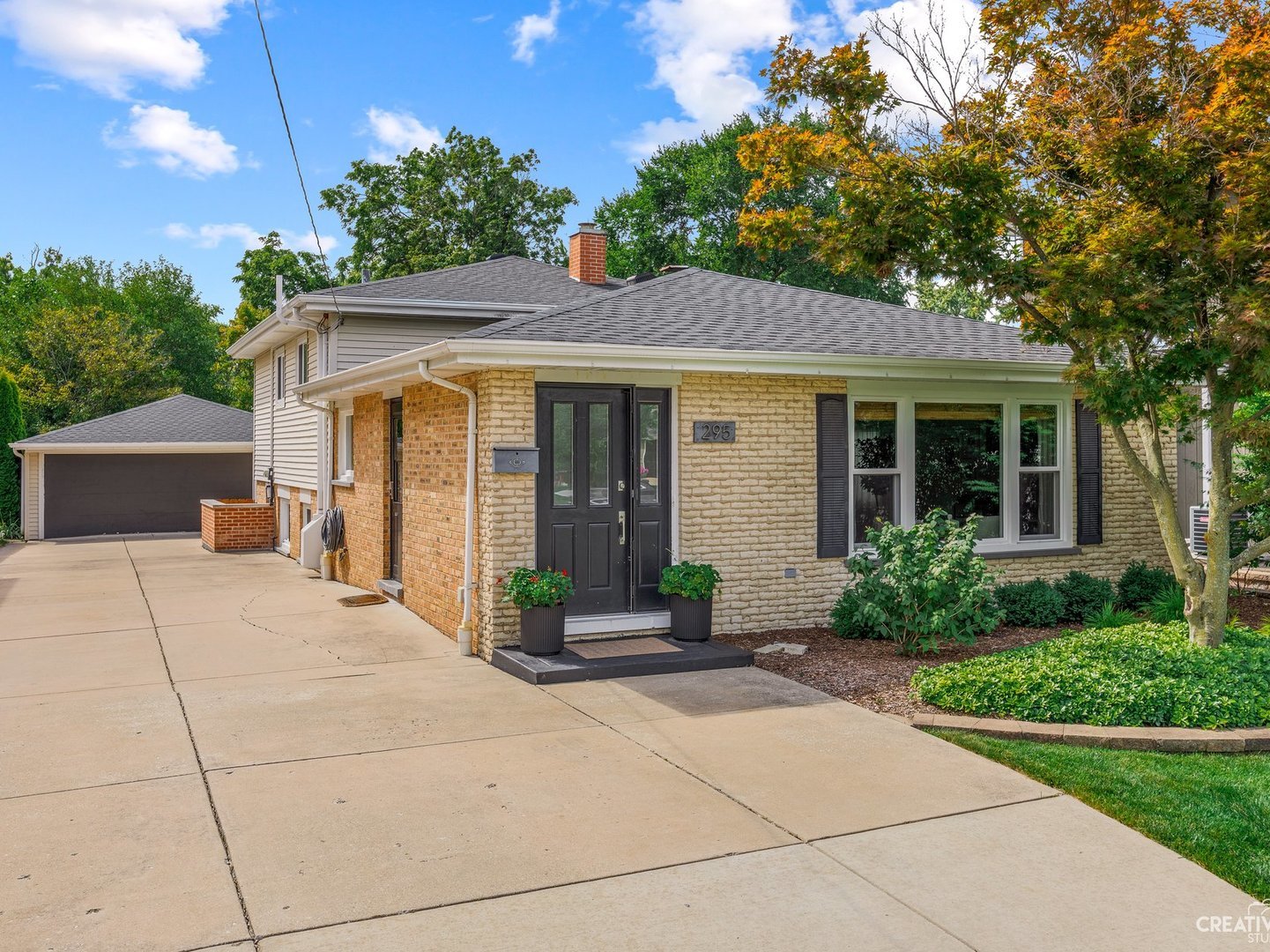 295 Elm Street, Glen Ellyn, IL 60137