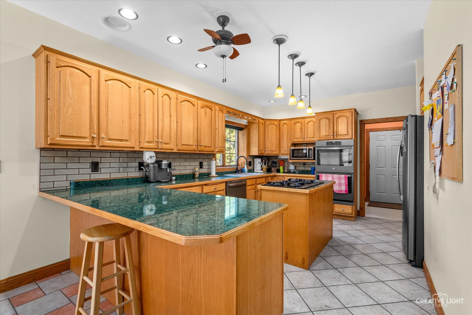 301 Fieldstone Lane, Dixon, IL 61021