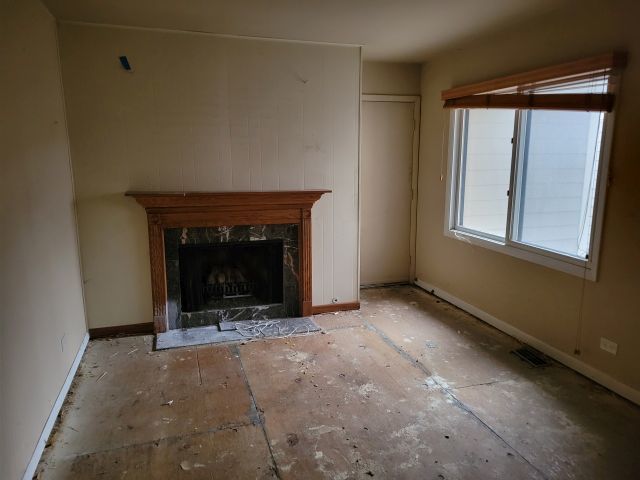 888 Swan Boulevard, Deerfield, IL 60015