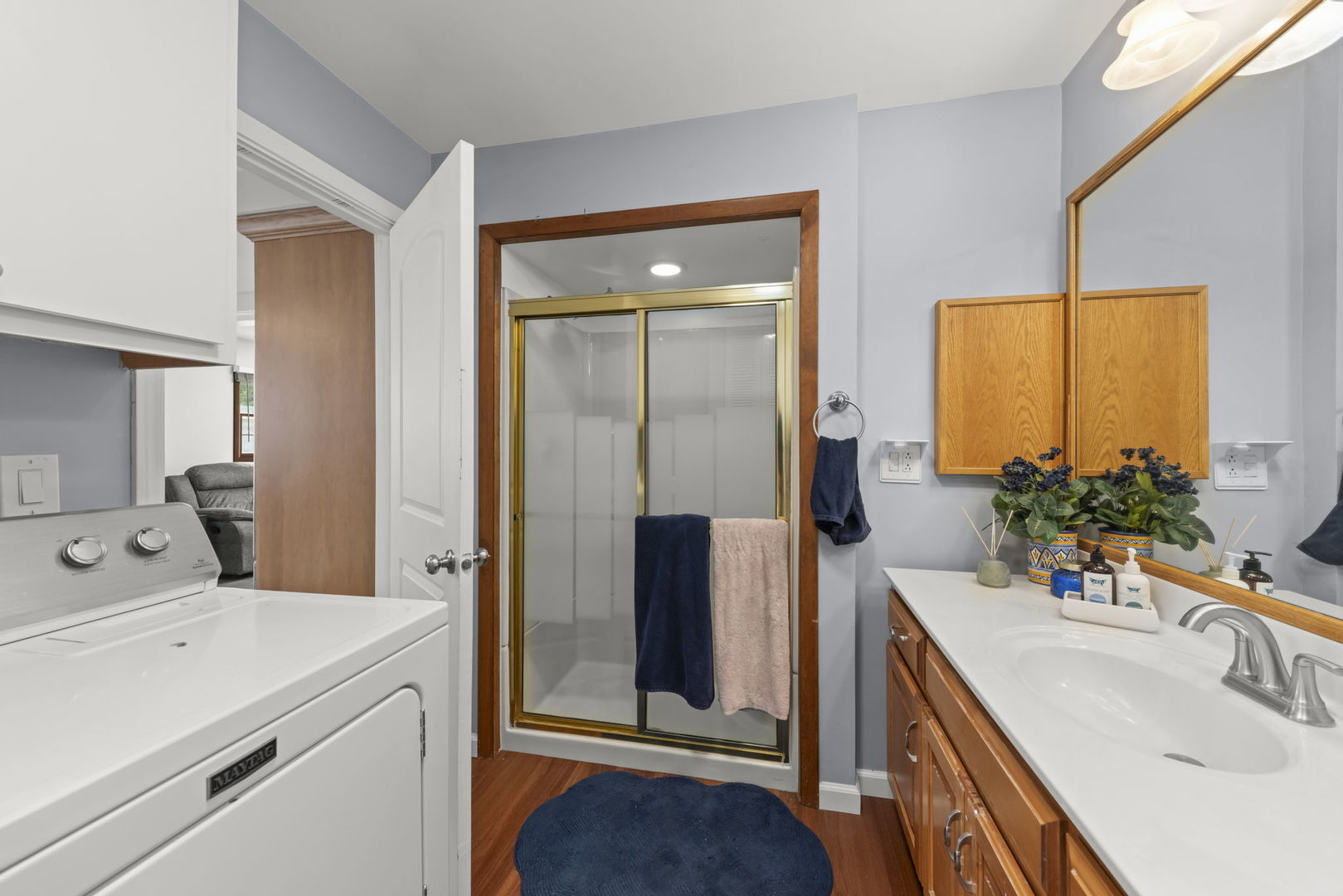 490 N Chatham Avenue, Villa Park, IL 60181