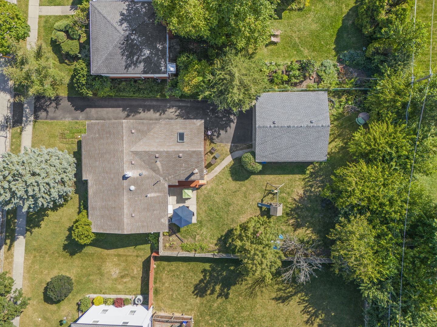 490 N Chatham Avenue, Villa Park, IL 60181