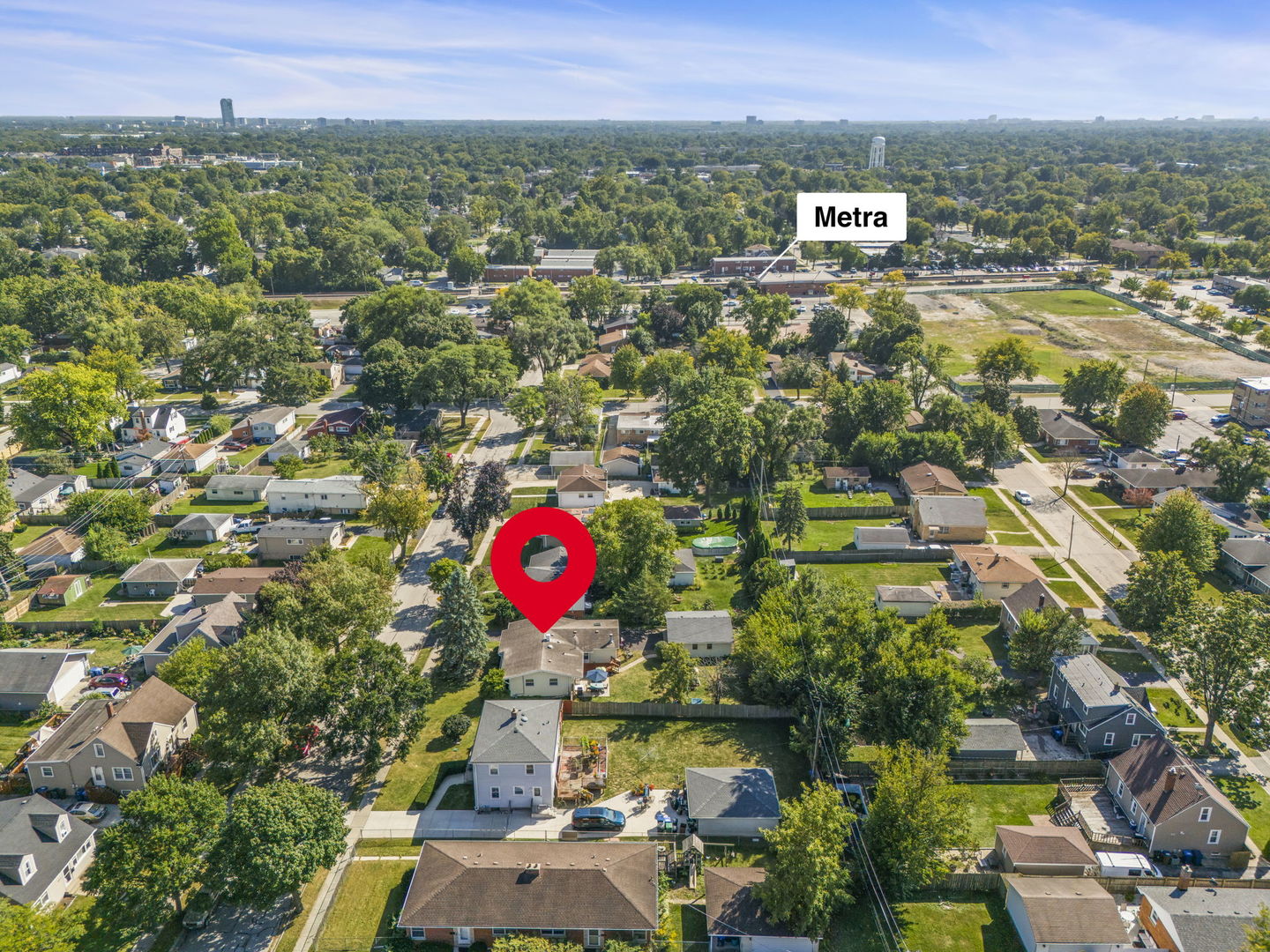 490 N Chatham Avenue, Villa Park, IL 60181