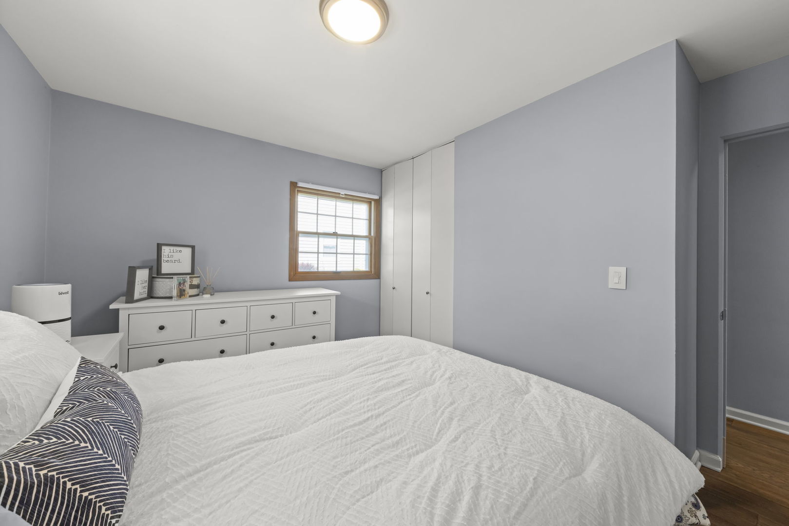 490 N Chatham Avenue, Villa Park, IL 60181