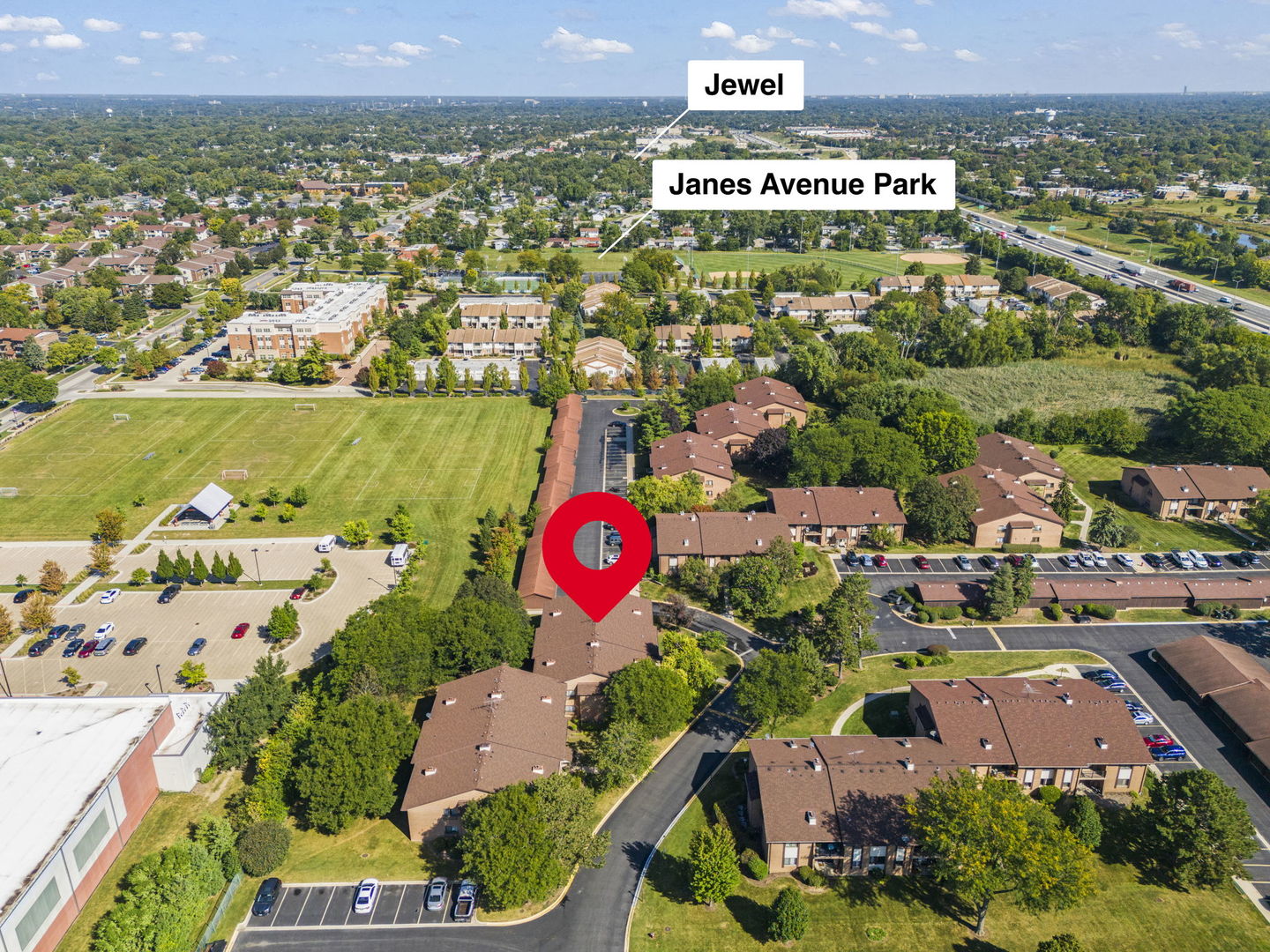8202 Piers Drive #1302, Woodridge, IL 60517