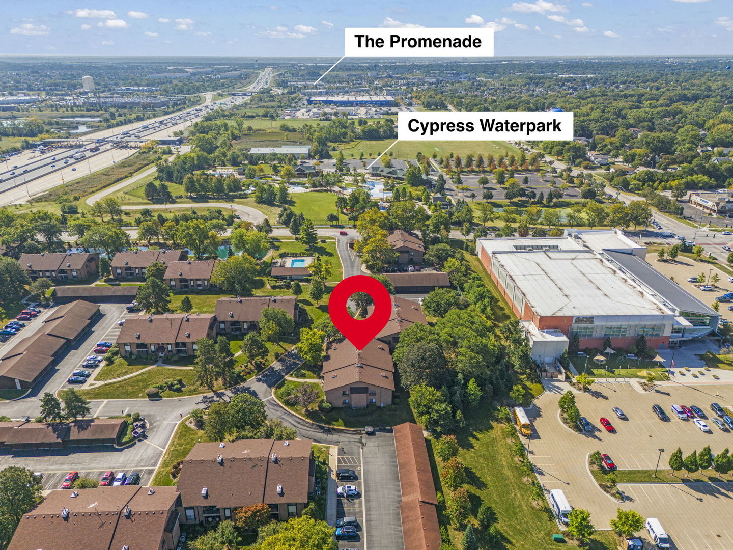 8202 Piers Drive #1302, Woodridge, IL 60517