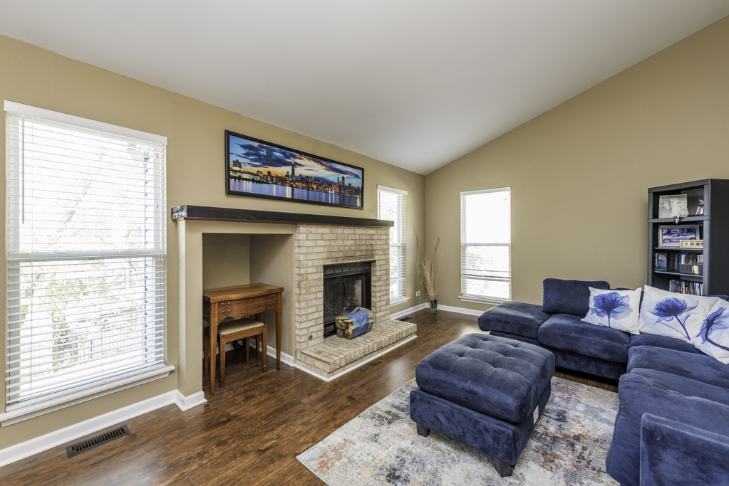 118 E Green Valley Court, Round Lake Beach, IL 60073