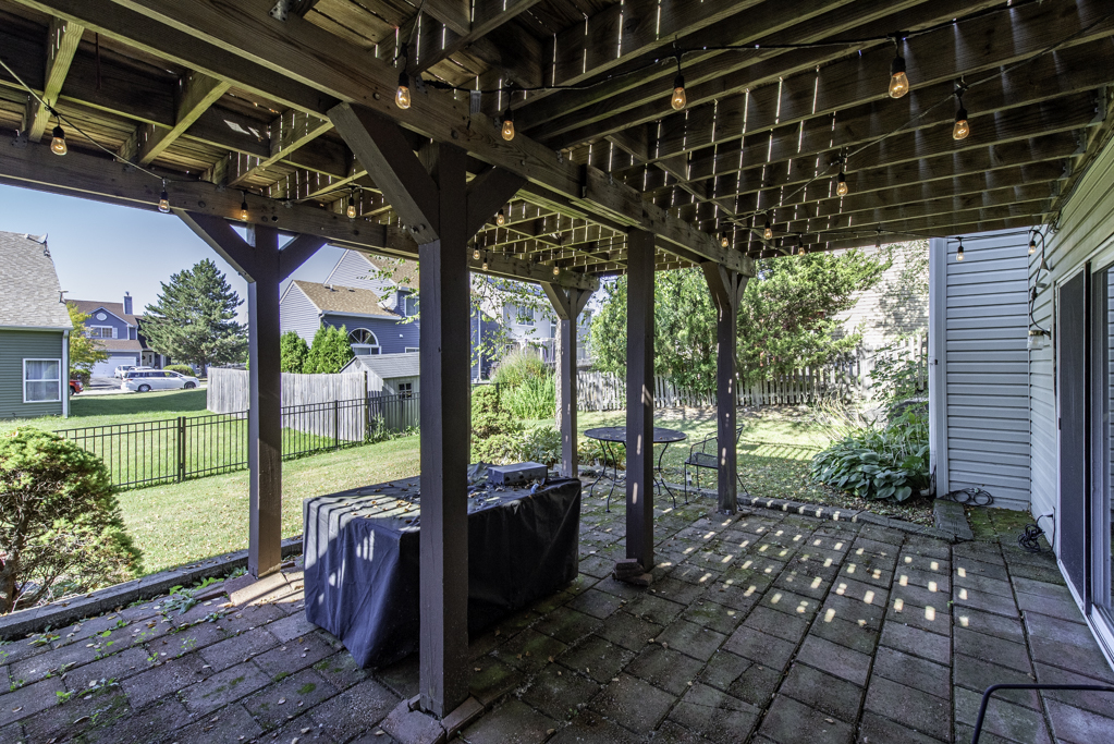 118 E Green Valley Court, Round Lake Beach, IL 60073