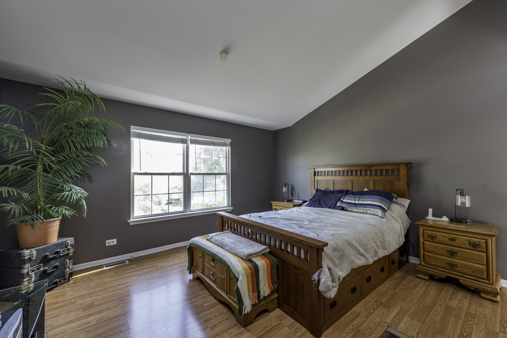 118 E Green Valley Court, Round Lake Beach, IL 60073