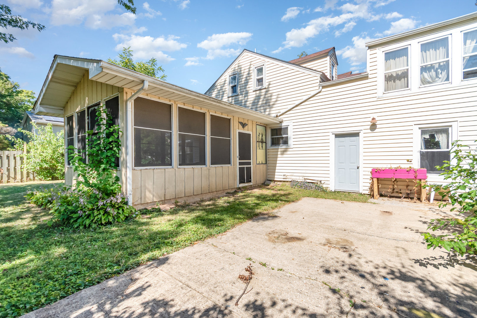 215 W Rock Street, Plano, IL 60545