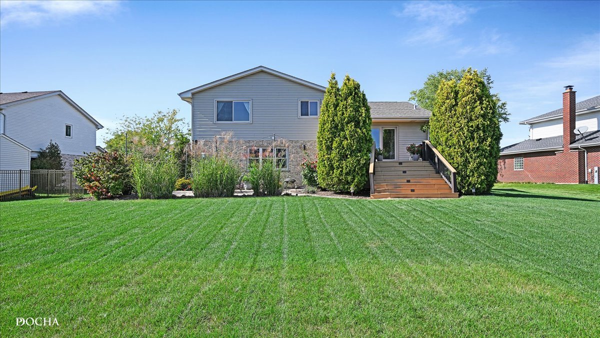 2758 Bluestone Bay Drive, New Lenox, IL 60451