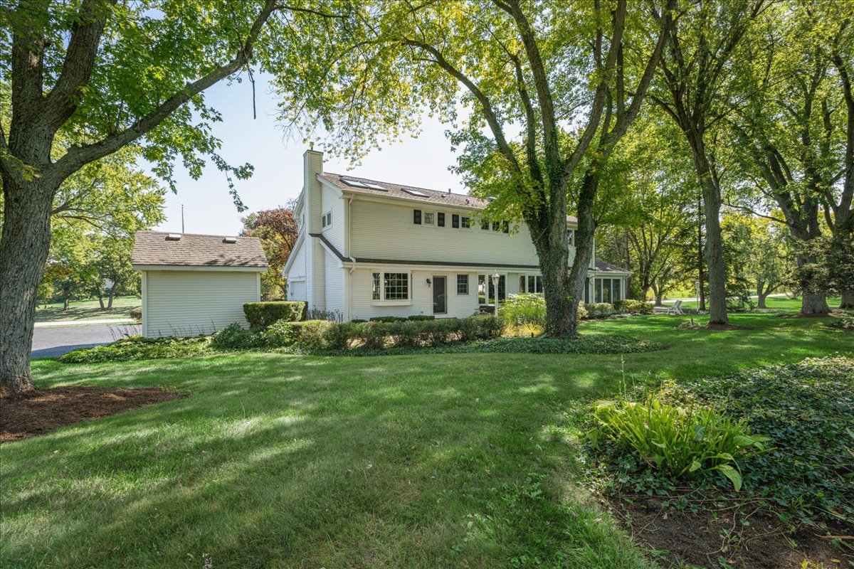 44 Oak Ridge Lane, Deer Park, IL 60010