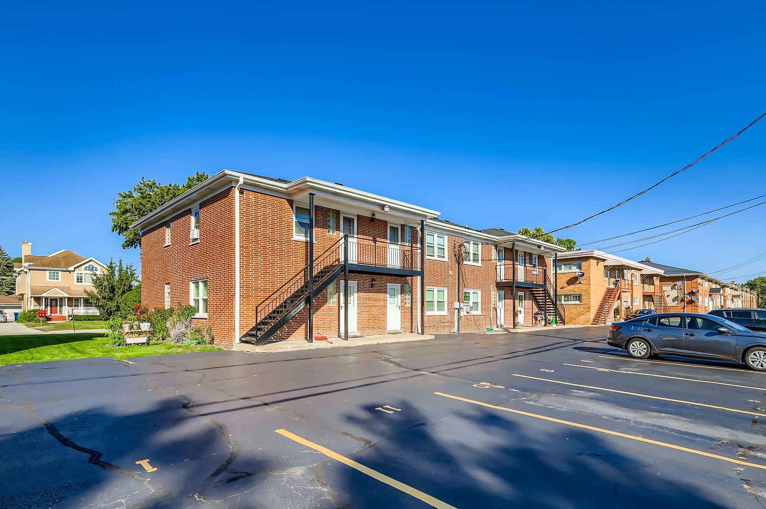 1427 Homestead Road #H, La Grange Park, IL 60526