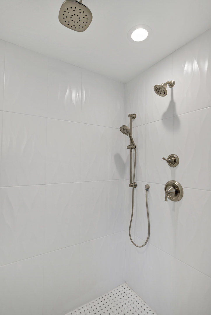 16546 Pear Avenue, Orland Park, IL 60462