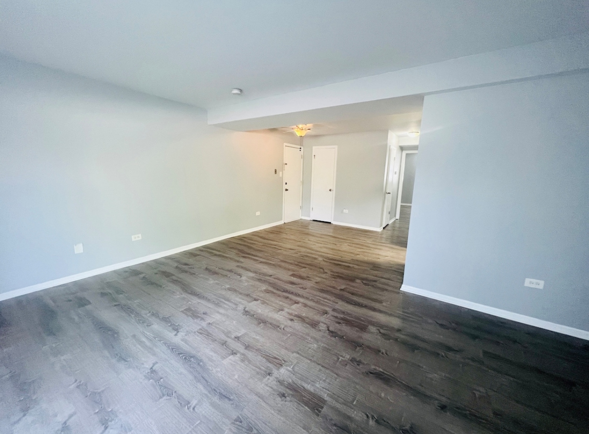 11760 S Ridgeland Avenue #2D, Worth, IL 60482