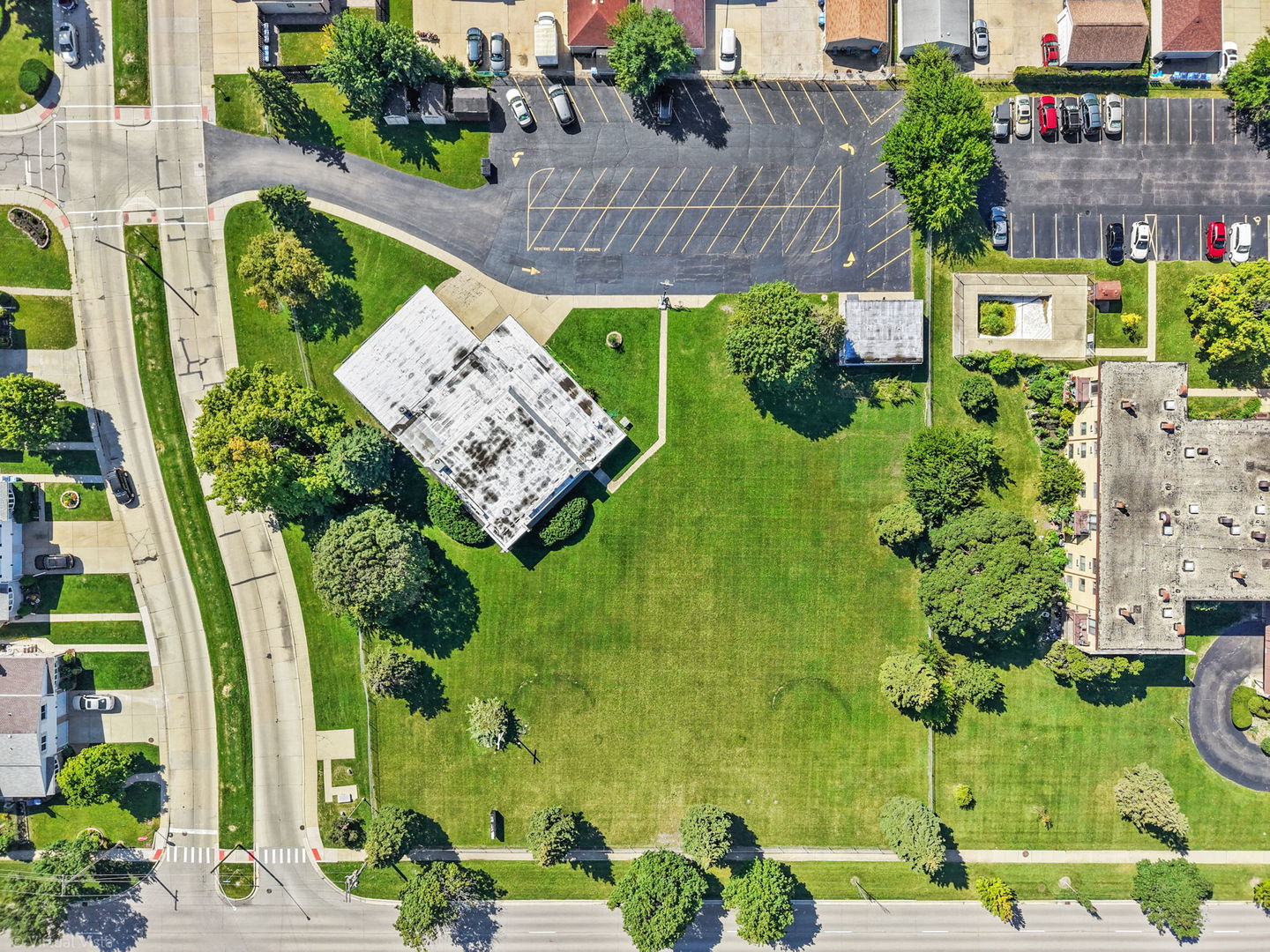 800 Beau Drive, Des Plaines, IL 60016
