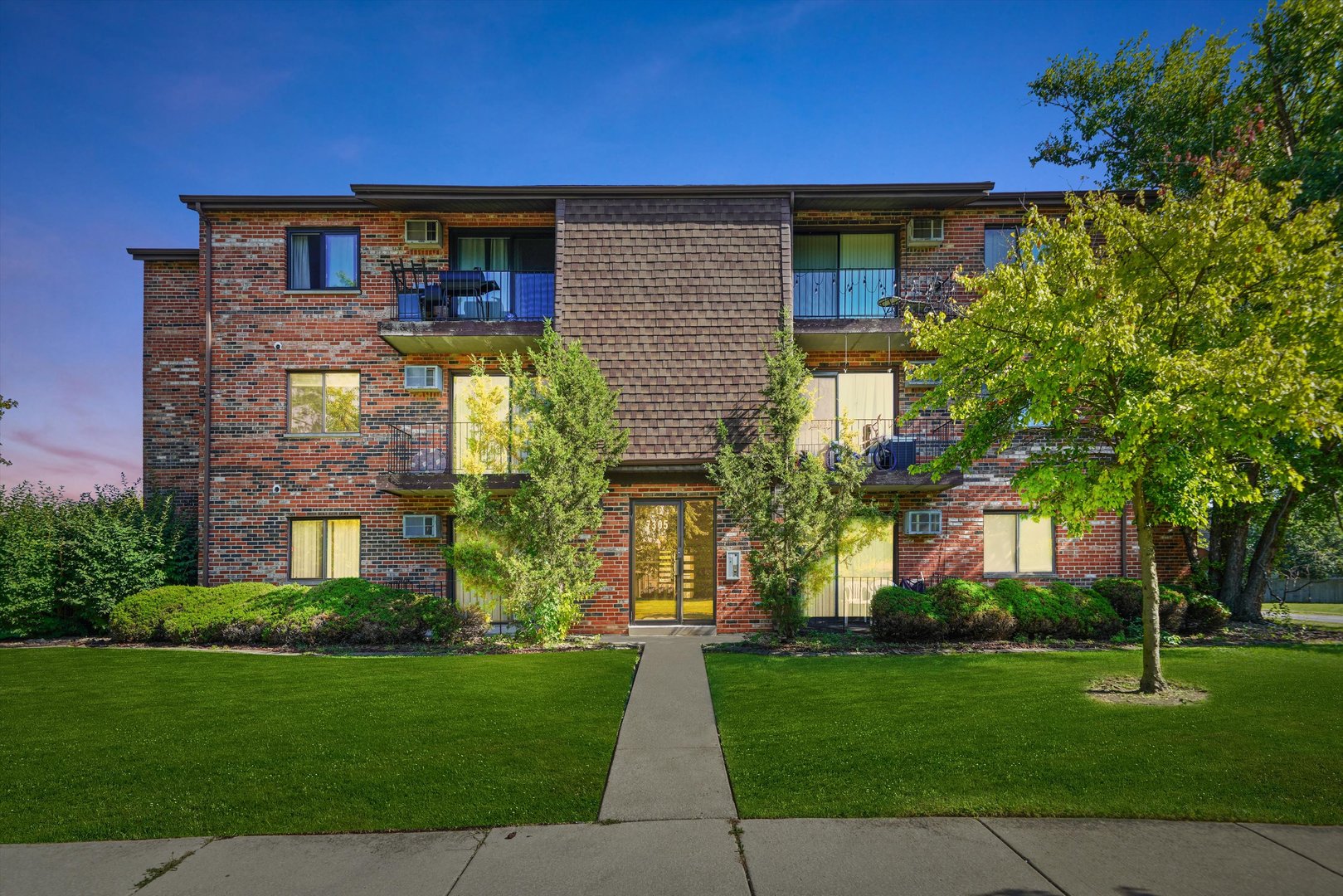7305 Tiffany Drive #1A, Orland Park, IL 60462