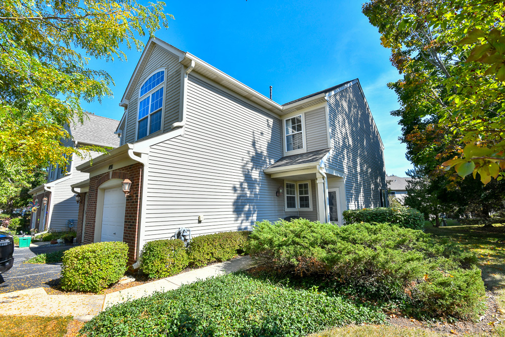 1431 Doolittle Lane, Grayslake, IL 60030