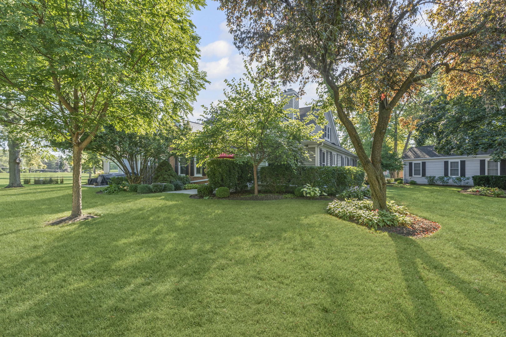 688 Glasgow Lane, Prospect Heights, IL 60070