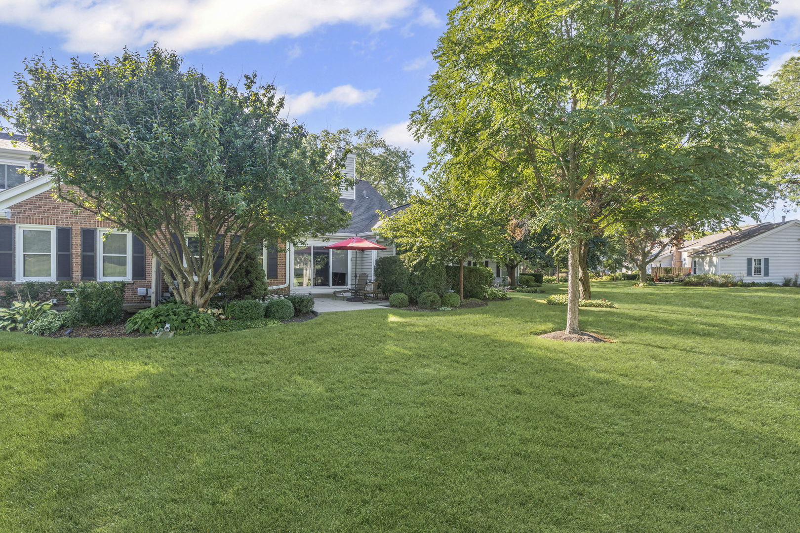 688 Glasgow Lane, Prospect Heights, IL 60070