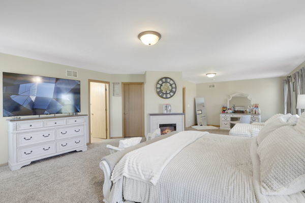4016 Bluestem Circle, Zion, IL 60099