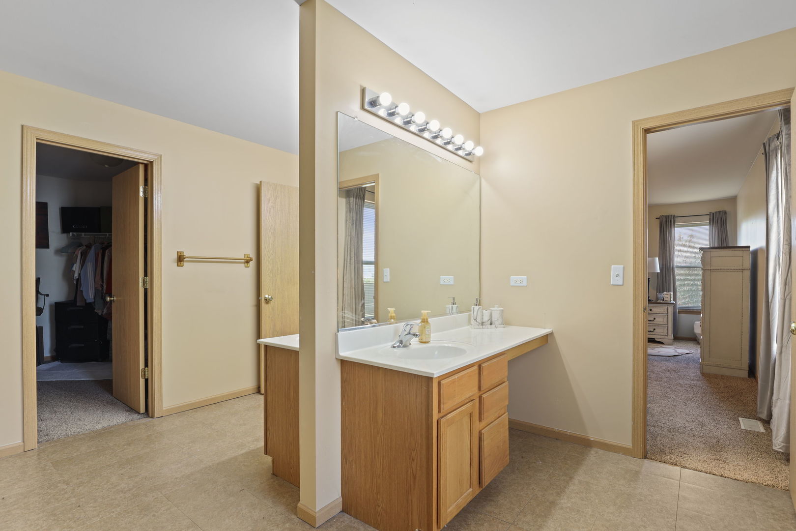 4016 Bluestem Circle, Zion, IL 60099